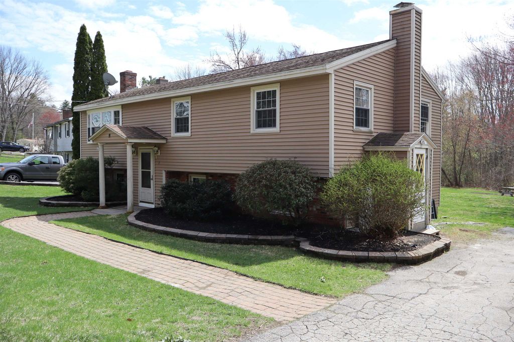 9 Whitehall Terrace, Hooksett, NH 03106