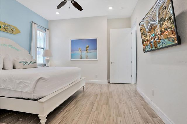 8038 SURF STREET, Kissimmee, FL 34747