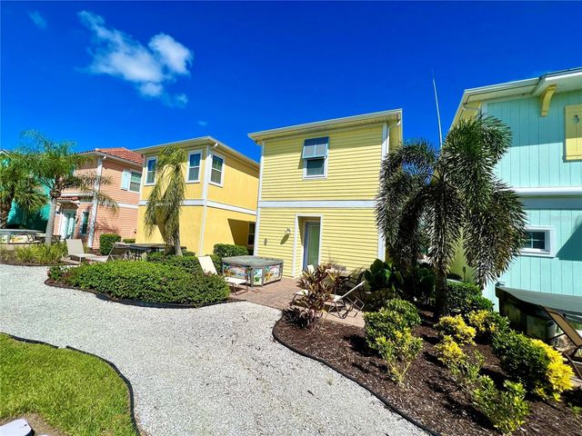 8038 SURF STREET, Kissimmee, FL 34747