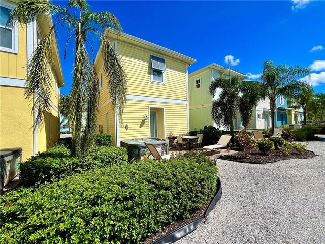 8038 SURF STREET, Kissimmee, FL 34747