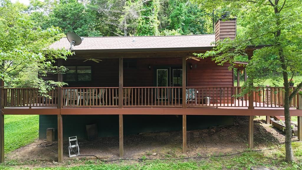 8055 Martins Creek Road, Murphy, NC 28906
