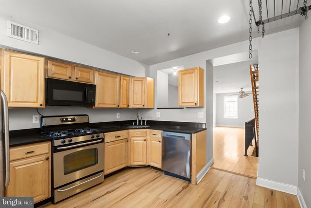 1012 W LOMBARD ST, Baltimore, MD 21223