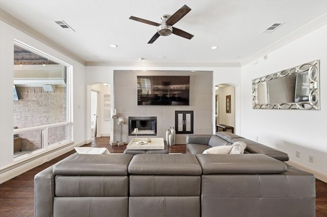 8431 Thatcher Road, Lantana, TX 76226