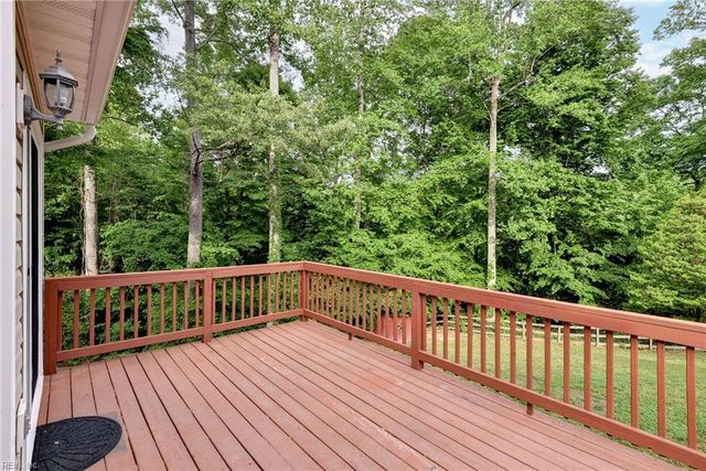 5970 Plaster LN, Quinton, VA 23141