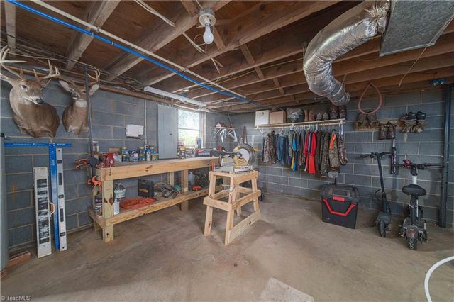 1440 Longtown Road, Boonville, NC 27011