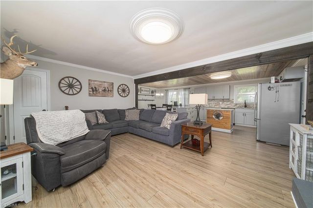 1440 Longtown Road, Boonville, NC 27011