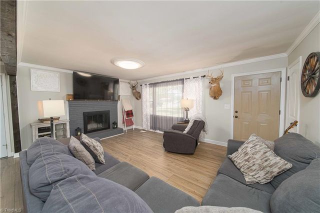 1440 Longtown Road, Boonville, NC 27011