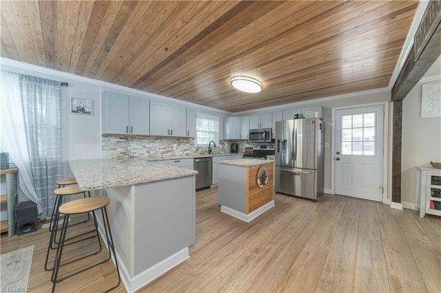 1440 Longtown Road, Boonville, NC 27011