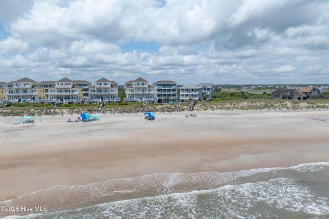 876-878 Villas Drive, N Topsail Beach, NC 28460