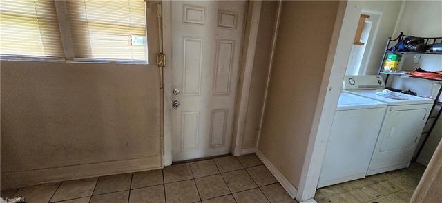 213 Kelly Place, High Point, NC 27262