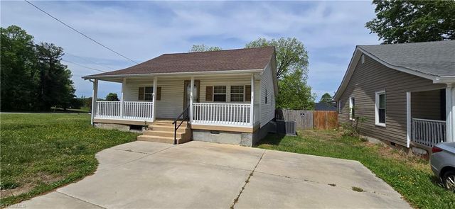213 Kelly Place, High Point, NC 27262