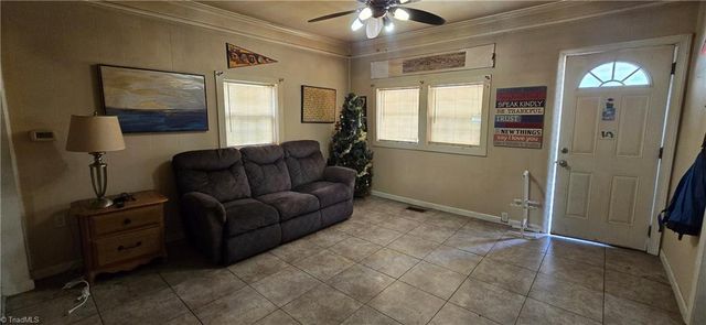 213 Kelly Place, High Point, NC 27262