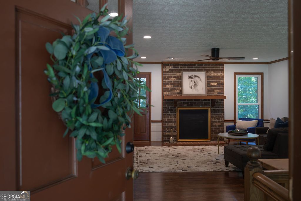 4512 Creekwood Circle NW, Kennesaw, GA 30152 — exterior