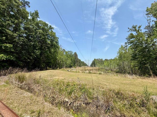 337 Weathers Farm Road, Bowman, SC 29018