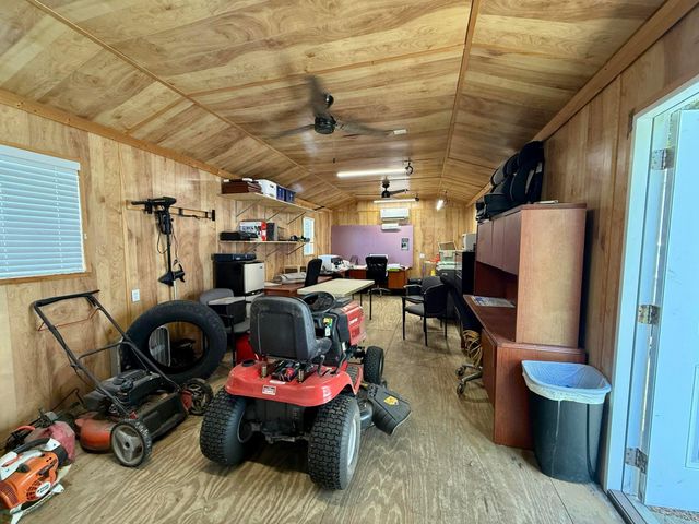 337 Weathers Farm Road, Bowman, SC 29018