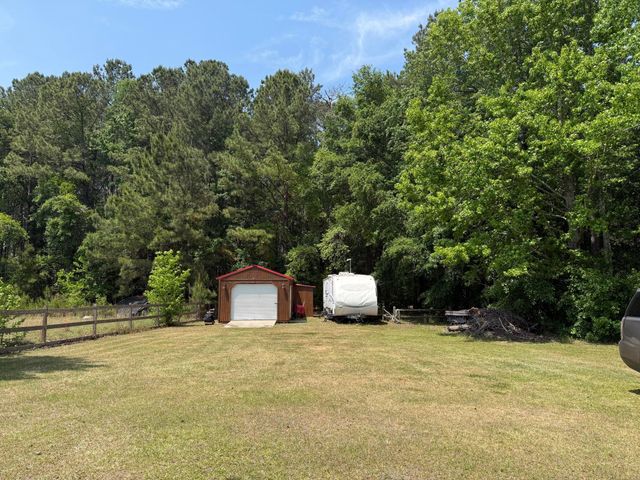337 Weathers Farm Road, Bowman, SC 29018