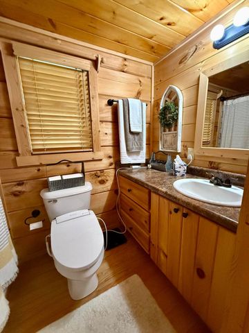 337 Weathers Farm Road, Bowman, SC 29018