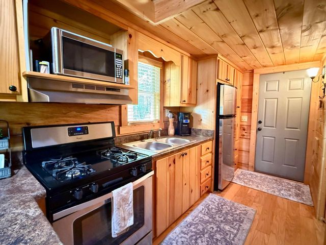 337 Weathers Farm Road, Bowman, SC 29018