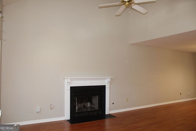 1436 Glynview Circle, Lawrenceville, GA 30043