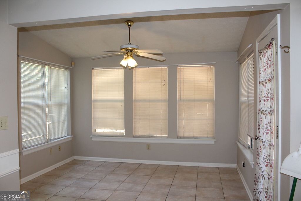 1436 Glynview Circle, Lawrenceville, GA 30043 — photo 4