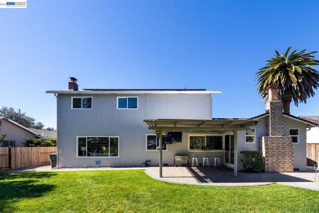 8107 Peppertree, Dublin, CA 94568