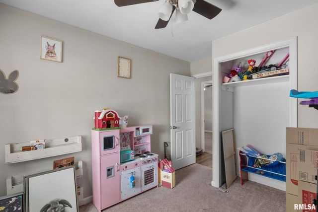 15 RIVERVIEW Lane, Bettendorf, IA 52722