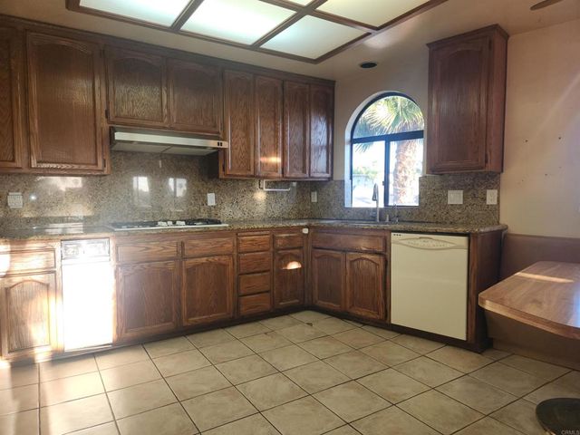 4208 Napier Street, San Diego, CA 92110