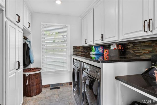303 Greenbriar Estates Drive, St Louis, MO 63122