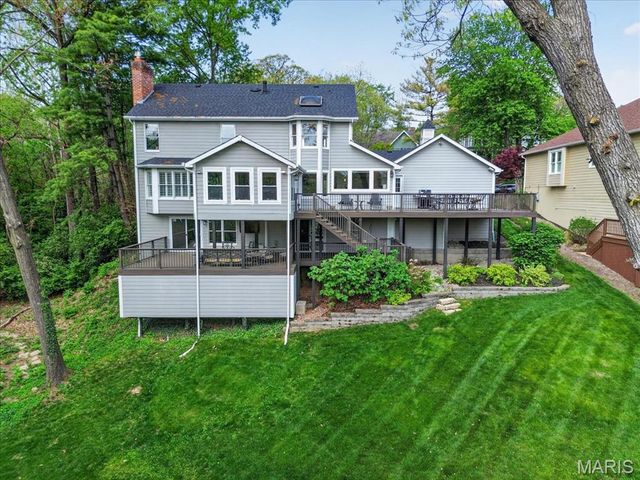 303 Greenbriar Estates Drive, St Louis, MO 63122