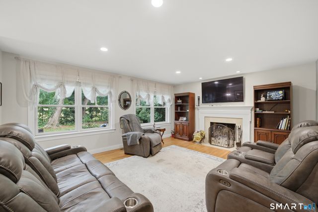 387 Stillwater Avenue, Stamford, CT 06902