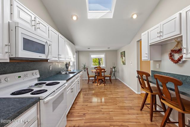 17 Arden Road, Old Bridge, NJ 08857