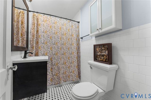 140 Chancellor Rd, Hampton, VA 23661