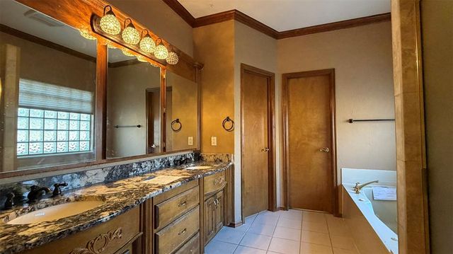 2917 SW 111th Street, Oklahoma City, OK 73170