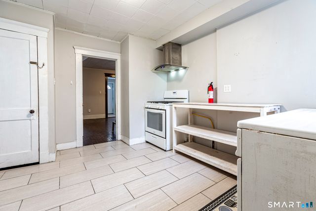 941 First Avenue, West Haven, CT 06516