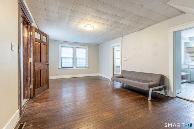 941 First Avenue, West Haven, CT 06516