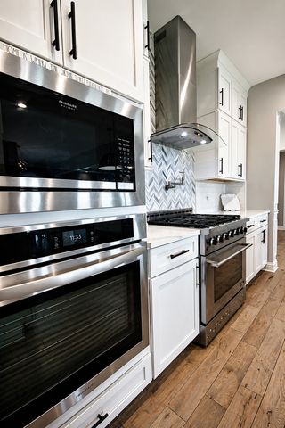 13460 Camas Drive, St. John, IN 46373