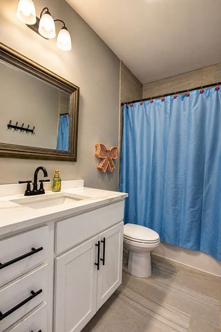 13460 Camas Drive, St. John, IN 46373
