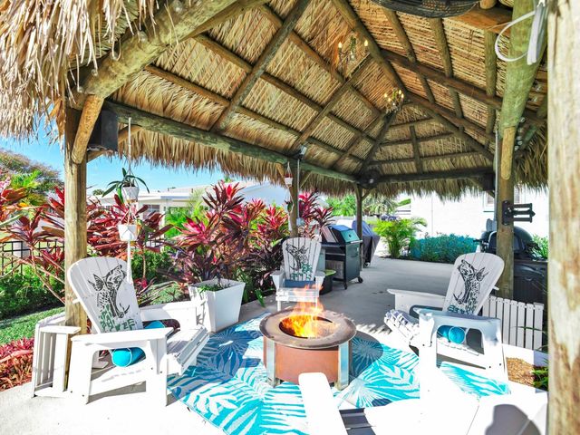 1016 SPINDLE PALM WAY, Apollo Beach, FL 33572