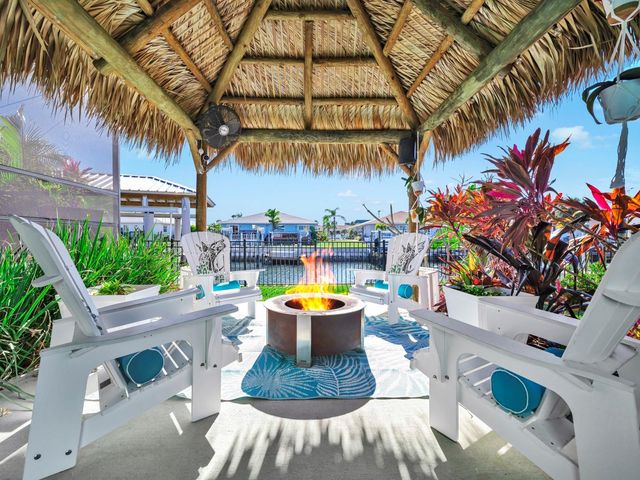 1016 SPINDLE PALM WAY, Apollo Beach, FL 33572