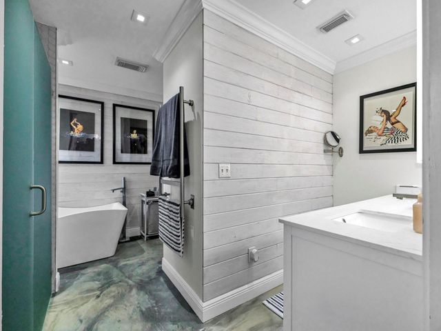 1016 SPINDLE PALM WAY, Apollo Beach, FL 33572