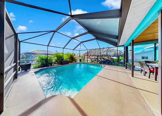 1016 SPINDLE PALM WAY, Apollo Beach, FL 33572