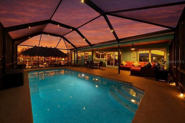 1016 SPINDLE PALM WAY, Apollo Beach, FL 33572