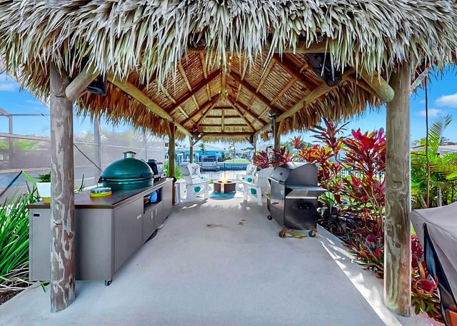 1016 SPINDLE PALM WAY, Apollo Beach, FL 33572