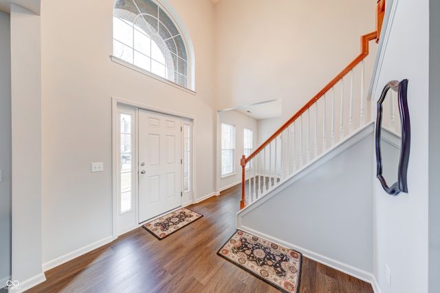 433 Viburnum Run, Westfield, IN 46074