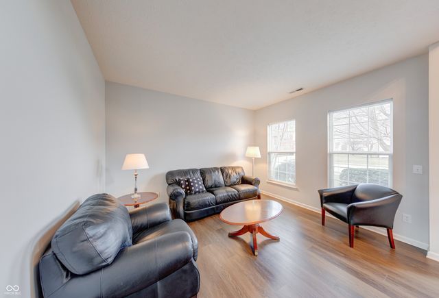 433 Viburnum Run, Westfield, IN 46074