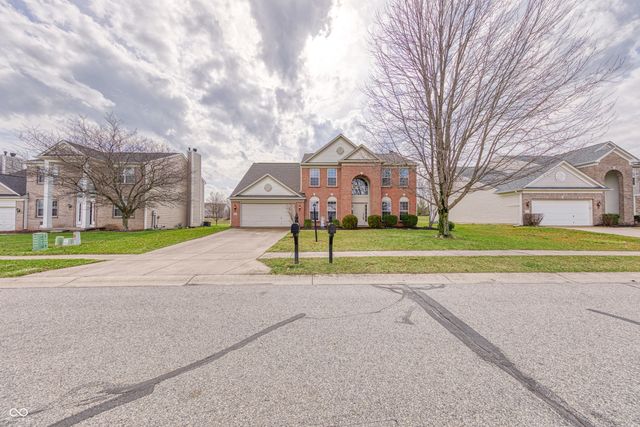 433 Viburnum Run, Westfield, IN 46074