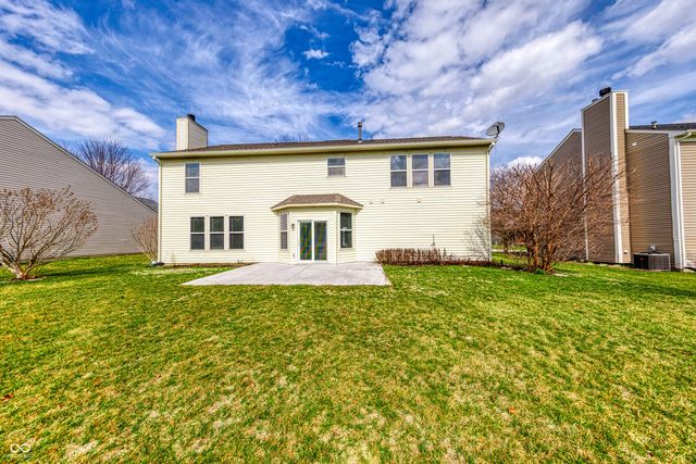 433 Viburnum Run, Westfield, IN 46074