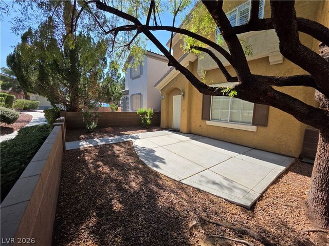 10021 VIA TORO Avenue ., Las Vegas, NV 89117