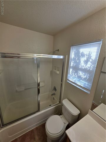 10021 VIA TORO Avenue ., Las Vegas, NV 89117