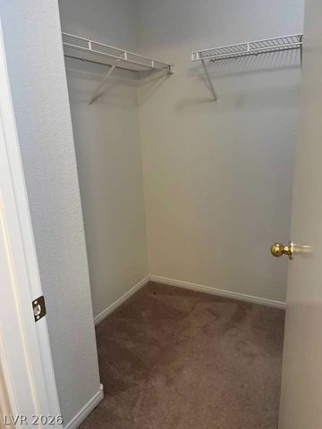10021 VIA TORO Avenue ., Las Vegas, NV 89117
